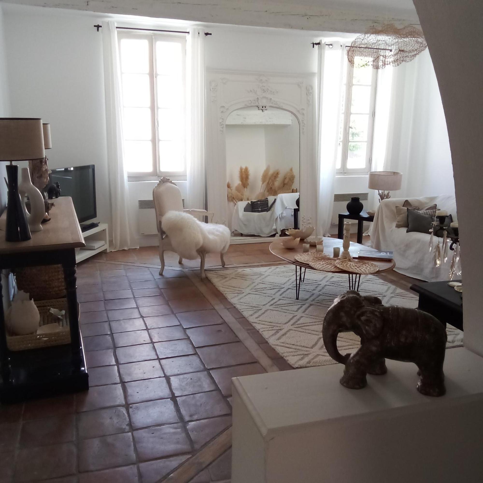 La Maison Perchee Aigues-Mortes Zimmer foto